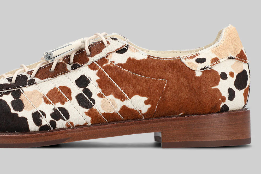 adidas x CLOT Superstar Dress 'Cow Print' - JS5024 - Imagen 4